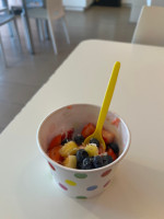 Tutti Frutti Frozen Yogurt food