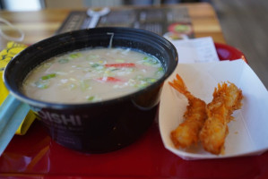 Domoishi Ramen-poke-tea-wings food