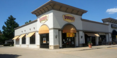 Denny's outside