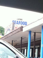 Lucas Seafood food
