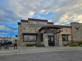 Longhorn Steakhouse Rapid City outside