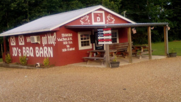 J D's Barbecue Barn outside