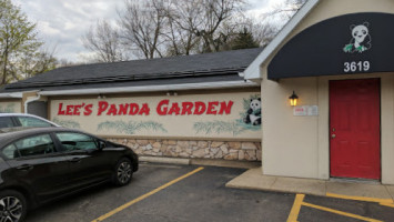Panda Garden outside