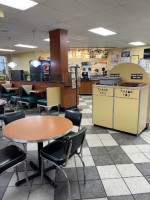 Long John Silver's (8476) inside