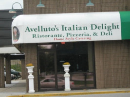 Italian Delight outside