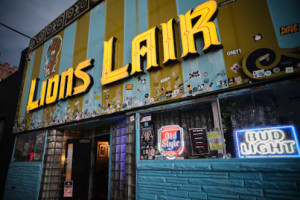 Lion's Lair outside