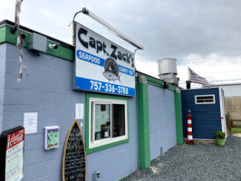 Captain Zack's Seafood outside
