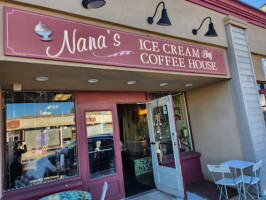 Nana's Ice Cream Coffee House food