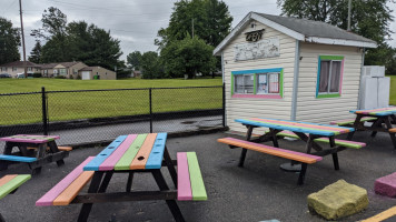 Tropical Sno inside