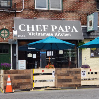 Chef Papa inside