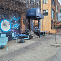 Blue Moon Cafe inside
