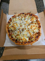 Bernies Pizza Parlor food