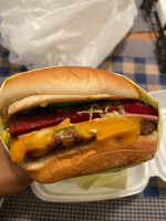 Gueros Burger food
