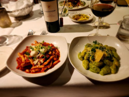 Michelangelo's Italian Restaurant & Wine Bar food