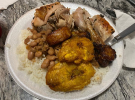 Sabor Del Caribe food