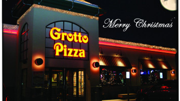 Grotto Pizza outside