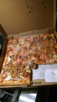 Anthony’s Pizzeria And Subs food