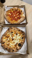 Angelenos' Wood Fired Pizza Catering food