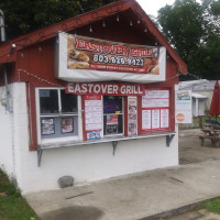 Eastover Grill outside
