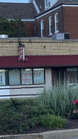 Jefferson Chop Suey outside