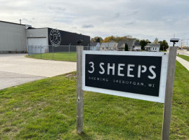 3 Sheeps Brewing Company outside