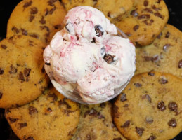 Famous Cookie Creamery food