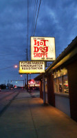 The Hot Dog Shoppe outside
