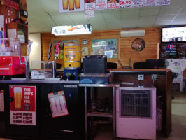 Brothers Porky Pine Grill inside