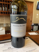 Monte De Oro Winery food