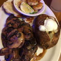 Roadhouse Grill food