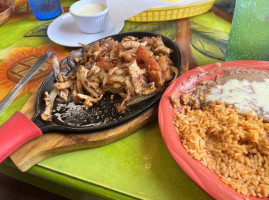 El Carreton Mexican Grill food