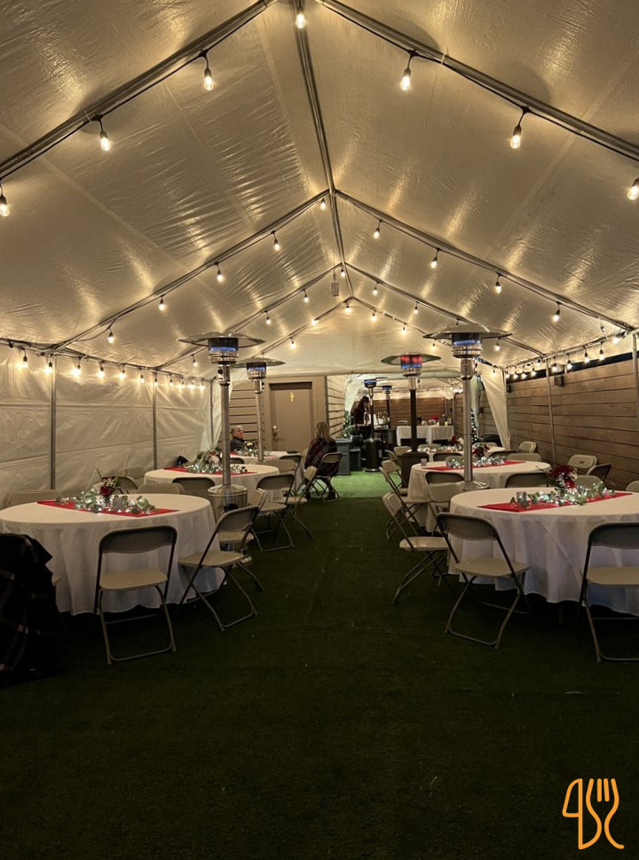 restaurant image
