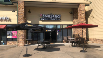 Daisuki Sushi Izakaya outside
