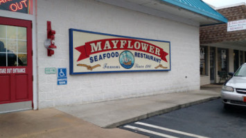 Mayflower Seafood food