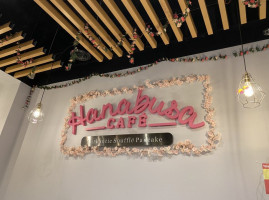 Hanabusa Cafe food