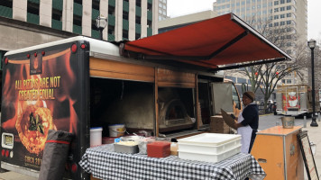 Pizza Vita (food Truck) food