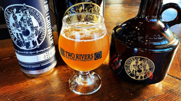 Two Rivers Brewing food