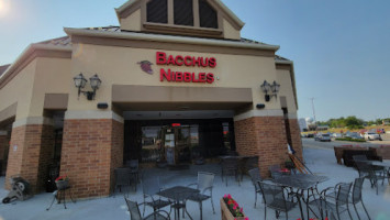 Bacchus Nibbles Restaurant And Bar inside
