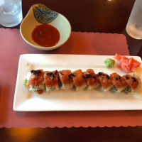 Yashi Sushi food