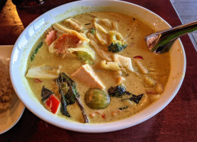 Ros Niyom Thai food