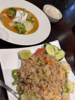 Hunsa Thai Kitchen food
