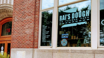 Rai's Dough Bakeshop Cafe food