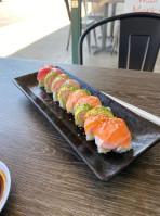 Chidori Sushi food