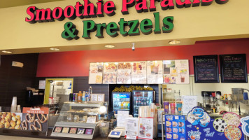 Paradise Smoothies Pretzels food