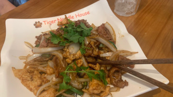 Tiger Noodle House food