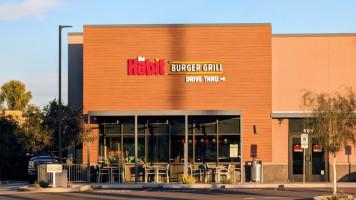 The Habit Burger Grill outside