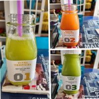 Roots Fruits Juicery food