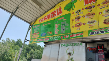 Taqueria La Rana food