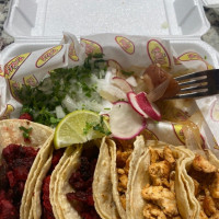 Fito's Tacos De Cabeza food