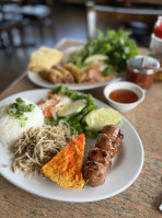 Com Tam Dat Thanh food